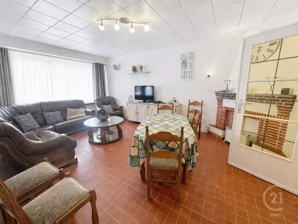 2-slaapkamerappartement met terrassen en zijdelings zeezicht in Westende-Bad